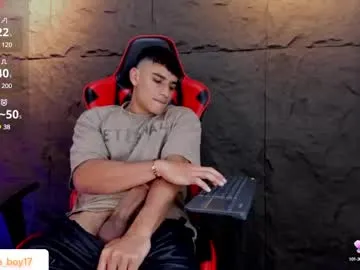 alexwos – webcam model profile photo Image 8