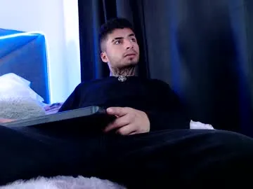 bryan_oficials – webcam model profile photo Image 16