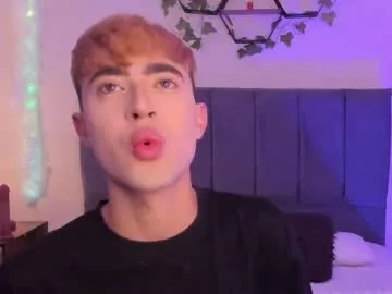 wet_dreamm22 – webcam model profile photo Image 9