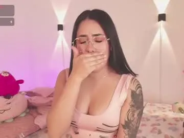 ChloeCerisse – webcam model profile photo Image 11