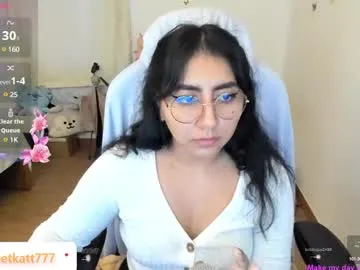 kat_ly_chan Image 3