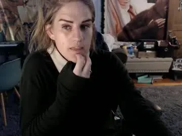 iammisstery – webcam model profile photo Image 17