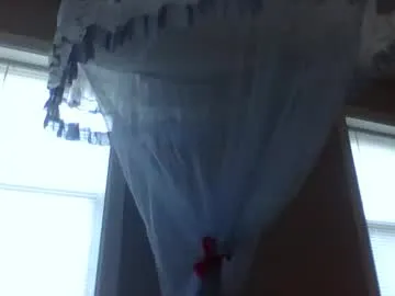 kira0541 – webcam model profile photo Image 2