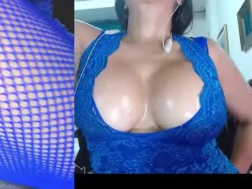 playussoftly – webcam model profile photo Image 4