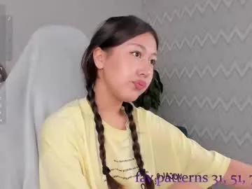 MilaDelays – webcam model profile photo Image 12