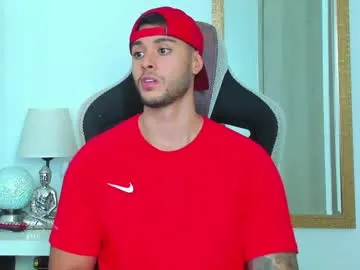 chillbicrew – webcam model profile photo Image 16