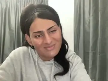 kendallmaraj – webcam model profile photo