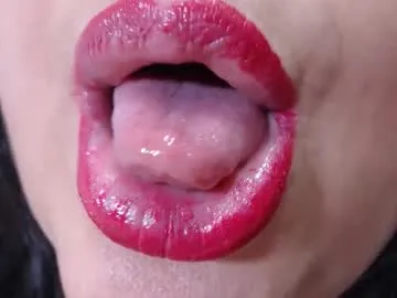 NohomiCambel – webcam model profile photo Image 7