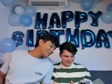 ululante – webcam model profile photo Image 17