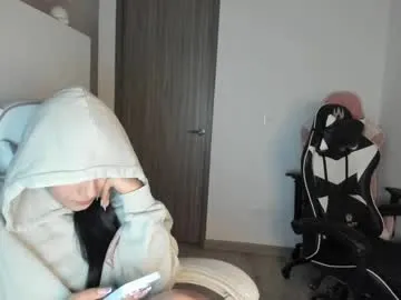 kimmi_foxy Image 17