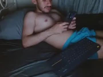 bryam_hot – webcam model profile photo Image 7