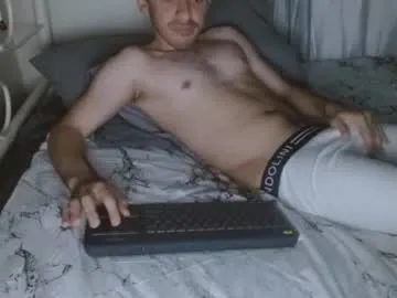 bryam_hot – webcam model profile photo Image 9