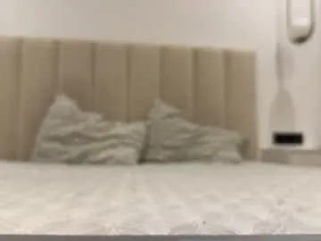 sexy_hot_friends_ – webcam model profile photo Image 16