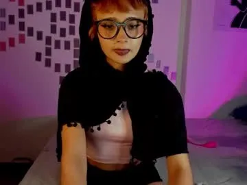 playussoftly – webcam model profile photo Image 7