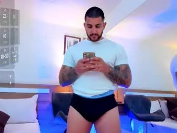 masters_sexx – webcam model profile photo Image 9