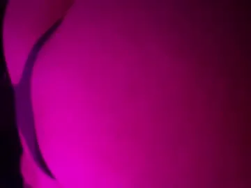 pacho_stormie – webcam model profile photo Image 14