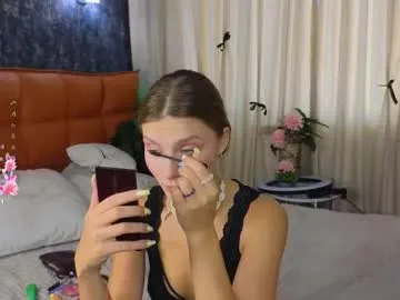 MiahParker – webcam model profile photo Image 14