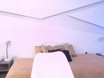 iammisstery – webcam model profile photo Image 9