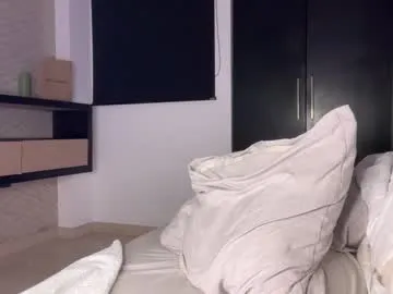 playussoftly – webcam model profile photo Image 3