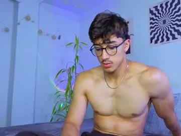 pacho_stormie – webcam model profile photo Image 14