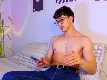 pacho_stormie – webcam model profile photo Image 19