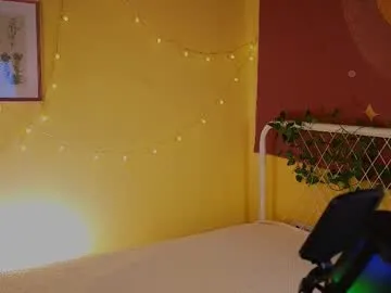 AvaFlame – webcam model profile photo Image 10