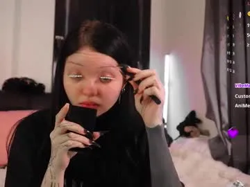 NickyAshcroft – webcam model profile photo Image 2