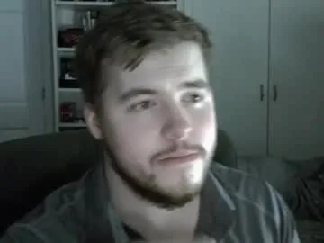 pacho_stormie – webcam model profile photo Image 7