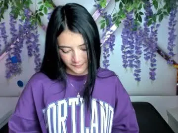 Scarlett – webcam model profile photo Image 5