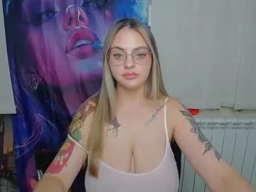 green_eyes_twinkl – webcam model profile photo Image 16