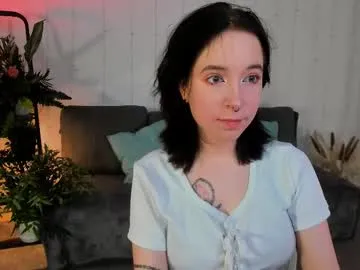  – webcam model profile photo Image 6