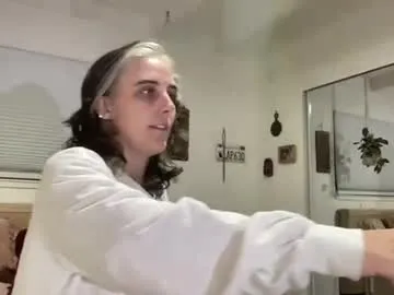 pacho_stormie – webcam model profile photo Image 4