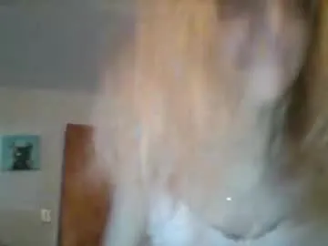 NaomiLunna – webcam model profile photo Image 12