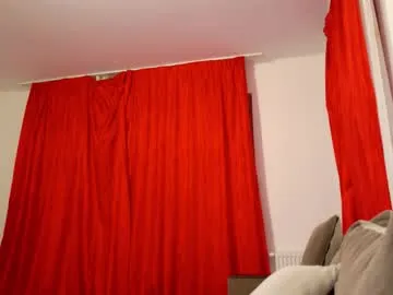 sareandrob – webcam model profile photo Image 6