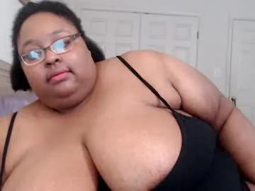 pinkypuppa – webcam model profile photo Image 8