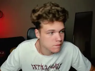 pretur_crubaa – webcam model profile photo Image 2