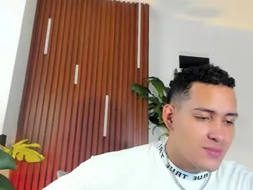 iammisstery – webcam model profile photo Image 14