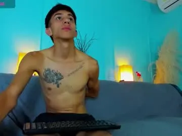 baby6_boy9 – webcam model profile photo Image 16