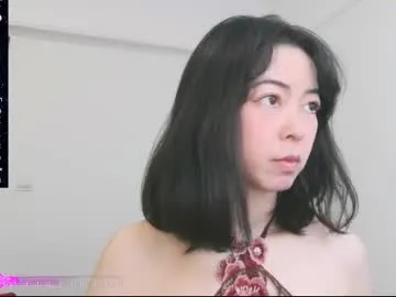 LauraRiccoo – webcam model profile photo Image 10