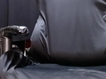 playussoftly – webcam model profile photo Image 12