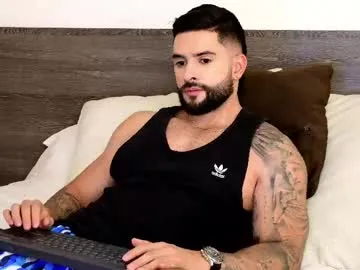 garret_alvin_ – webcam model profile photo Image 16