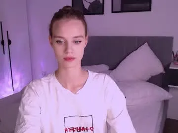 MiahParker – webcam model profile photo Image 18