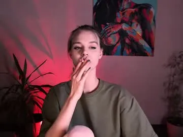 MiahParker – webcam model profile photo Image 4