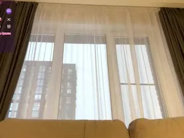 ChloeCerisse – webcam model profile photo Image 16