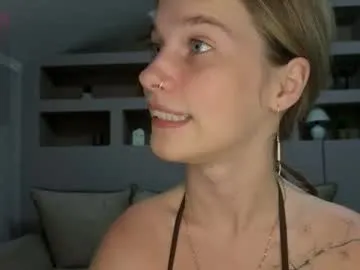 lynntiny Image 19