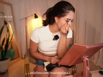 madisonlara Image 12