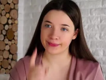 VictoriaMill – webcam model profile photo Image 18