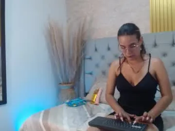 maira_ambar Image 3