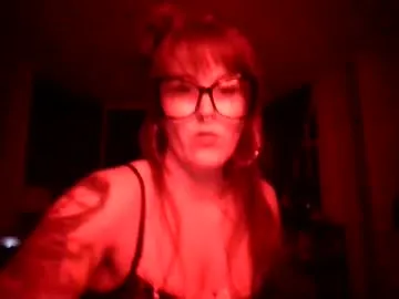 LunaWinks – webcam model profile photo Image 3