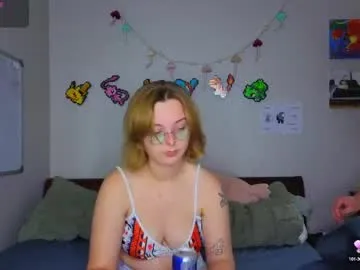 littlejennifer18 – webcam model profile photo Image 4